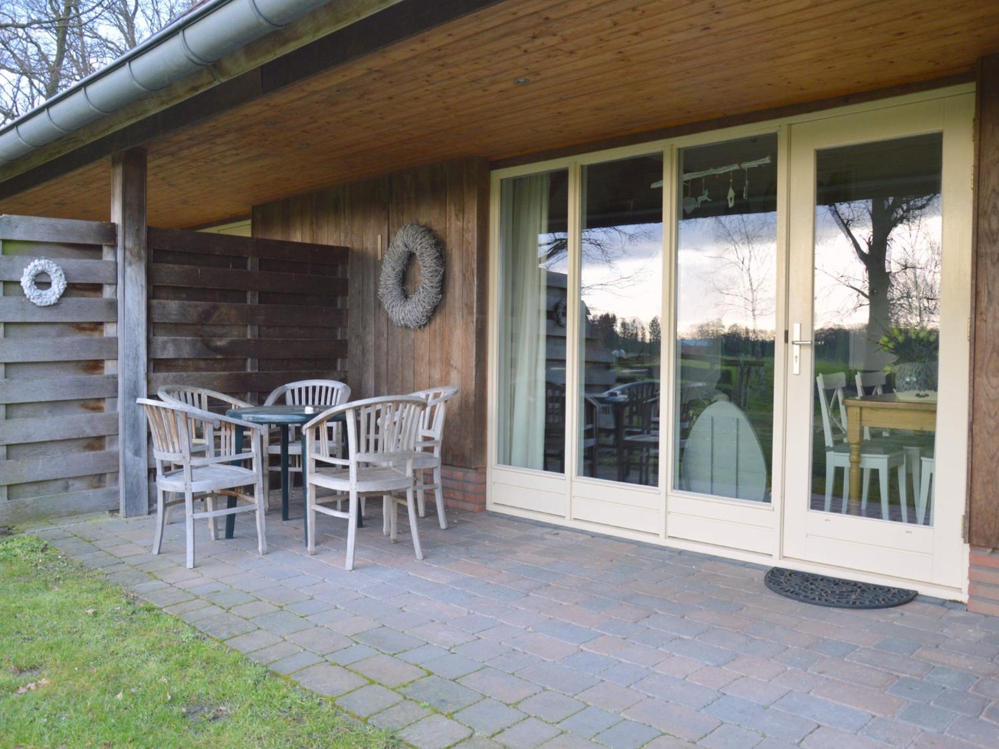 Holiday Home In Geesteren With Roof Terrace Garden Furniture エクステリア 写真